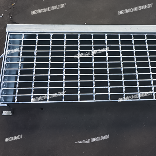 Drainage Pit Cover with Hinge